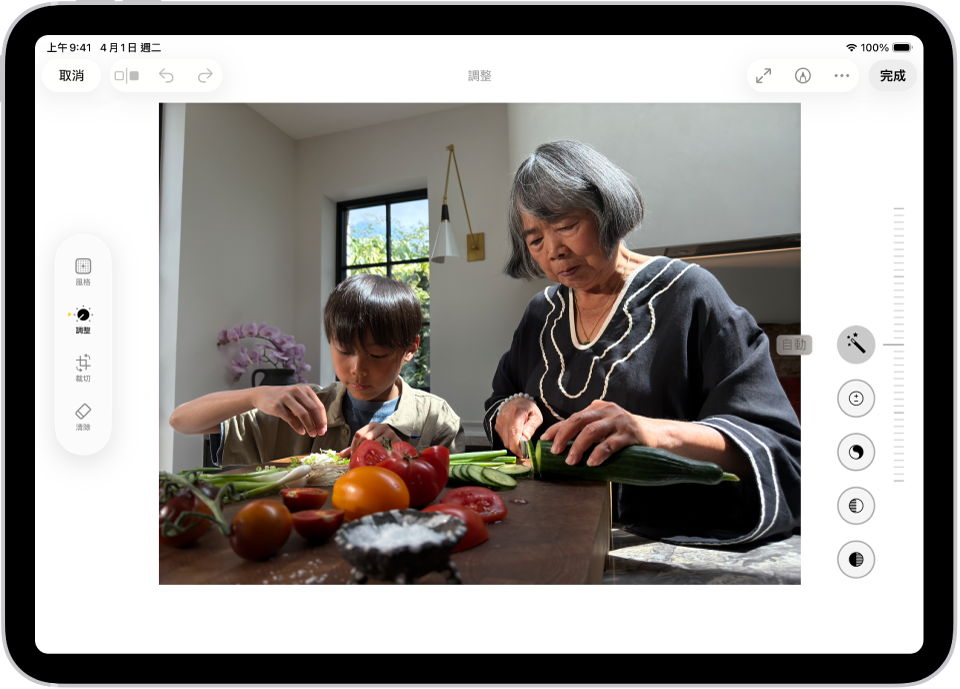 「照片」App 中的「編輯」畫面中央顯示一張照片。照片左側為「調整」、「濾鏡」和「裁切」按鈕；已選取「調整」。照片右上角為用於編輯效果的按鈕，以及用於調整每個效果程度的滑桿。