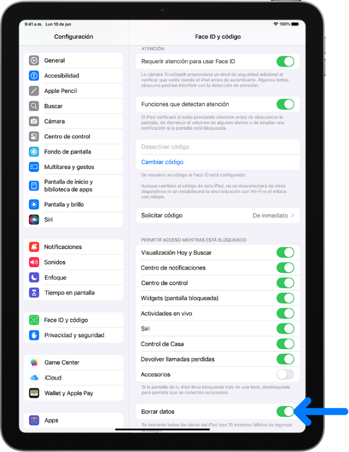 El control Borrar datos, ubicado al final de la pantalla Face ID y código en la app Configuración.