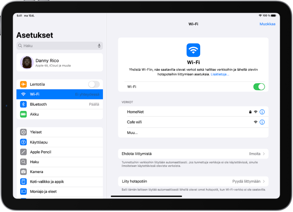 Asetukset-näyttö, jossa näkyy saatavilla olevia Wi-Fi-verkkoja.
