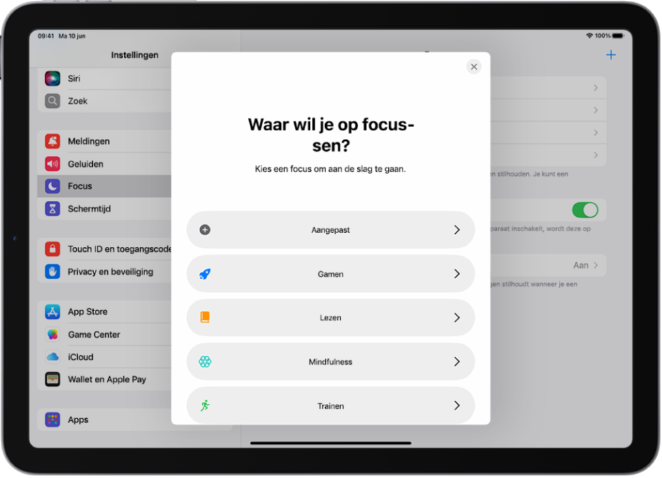 Het focusconfiguratiescherm voor de aanvullende kant-en-klare focusopties, waaronder 'Aangepast', 'Trainen', 'Gamen', 'Mindfulness' en 'Lezen'.