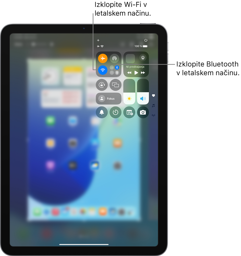 Nadzorno središče v iPadu prikazuje vklopljen Letalski način. Gumbi za izklop povezave Wi-Fi in povezave Bluetooth so v zgornjem levem kotu funkcije Nadzorno središče. Tapnite ikono Bluetooth, da izklopite Bluetooth v letalskem načinu. Tapnite ikono Wi-Fi, da izklopite Wi-Fi v letalskem načinu.