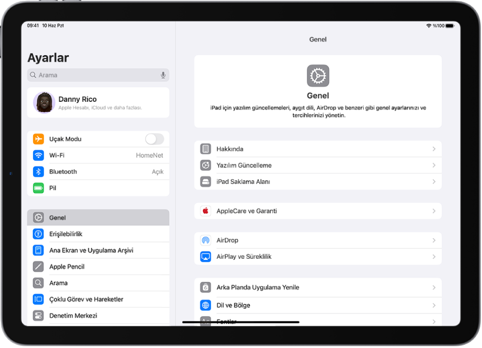 iPad’inizin ses yüksekliğini, ekran parlaklığını ve daha birçok şeyi değiştirmek için dokunabileceğiniz Ayarlar uygulamasının simgesi de dahil olmak üzere birçok uygulama simgesinin bulunduğu iPad ana ekranı.