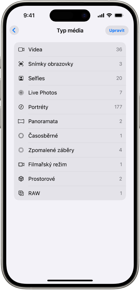 V aplikaci Fotky je otevřená sbírka Typy médií, v níž je vidět seznam sbírek fotek.