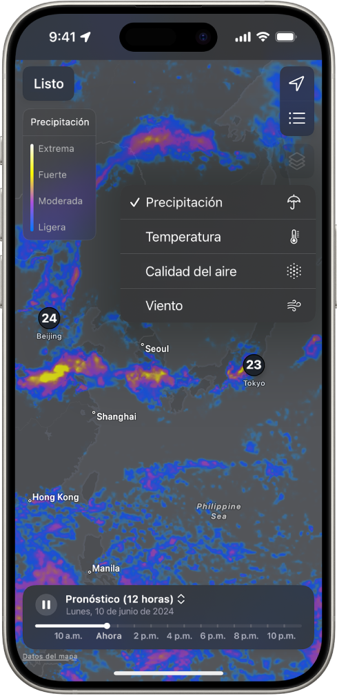 Un mapa de la temperatura del área circundante en toda la pantalla del iPhone. En la esquina superior derecha, de arriba abajo, se encuentran los botones Ubicación actual, Ubicaciones favoritas y Menú sobrepuesto. Se selecciona el botón Menú sobrepuesto y se muestran los botones Precipitación, Temperatura, Calidad del aire y Viento. Se selecciona el botón Precipitación. En la esquina superior izquierda se encuentran el botón Listo y la escala de sobreposición del mapa de precipitación.