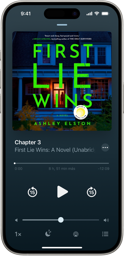 La pantalla del reproductor de audiolibros muestra, de arriba a abajo, la portada del audiolibro, el nombre de la sección que se está reproduciendo, el cabezal de reproducción, el botón de pausa y los botones de avance y retroceso. En la parte inferior está el regulador de volumen y, debajo de este, los botones para controlar la velocidad de reproducción, establecer un temporizador de reposo, elegir un destino de reproducción y visualizar una lista de las pistas del libro.