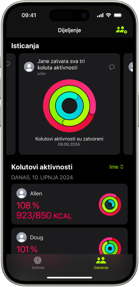 Zaslon Dijeljenje u aplikaciji Fitness, s kolutovima aktivnosti i istaknutim aktivnostima koje dijele osoba i njezini prijatelji.