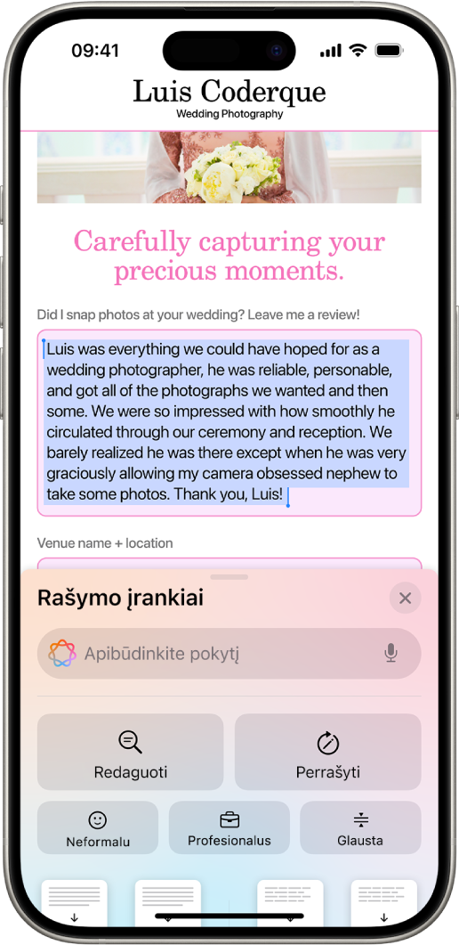 „iPhone“ įrenginyje paryškintas tekstas rodomas ekrano viršuje, o „Rašymo įrankių“ sritis – apačioje. „Rašymo įrankių“ srities viršuje rodomas laukas, kuriame apibūdintas norimas pakeitimas. Parinktis „Rašymo įrankiai“ rodoma žemiau.