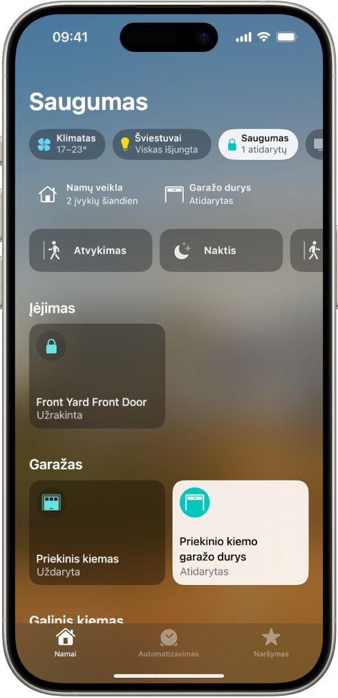 Programos „Namai“ ekranas, kuriame matomos priekinės durys ir dvejos garažo durys.