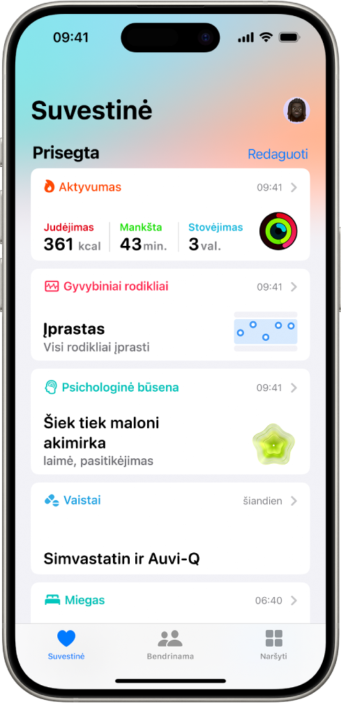 Suvestinės ekranas programoje „Sveikata“. Informacija apie veiklą, gyvybinius požymius, psichinę būseną ir vaistus pateikiama skiltyje „Prisegta“.