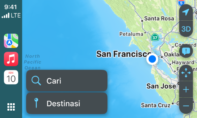 Skrin CarPlay menunjukkan peta San Francisco. Di sebelah kanan ialah butang lokasi, 3D, laporkan bahaya dan zum. Di bahagian bawah ialah butang Cari dan Destinasi.