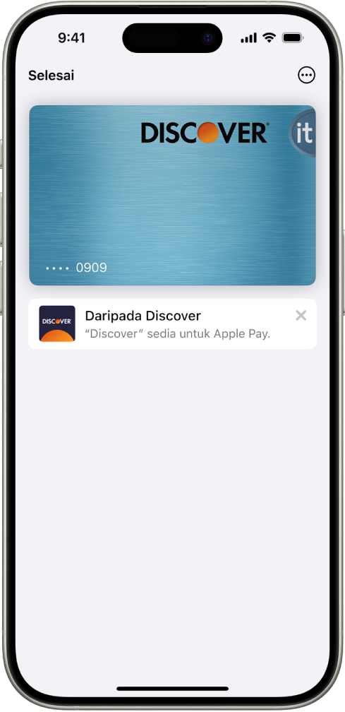 Skrin Wallet, yang menunjukkan kad kredit.