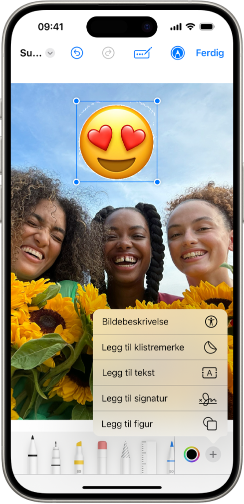 Et PDF-vedlegg i Mail med et klistremerke av en emoji. Under nettsiden vises merkeverktøyene.