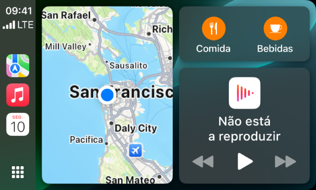 O painel de CarPlay a mostrar Mapas, Música e Mensagens na barra lateral. À direita está um mapa de Apple Park, uma janela de navegação e uma janela “A reproduzir”.