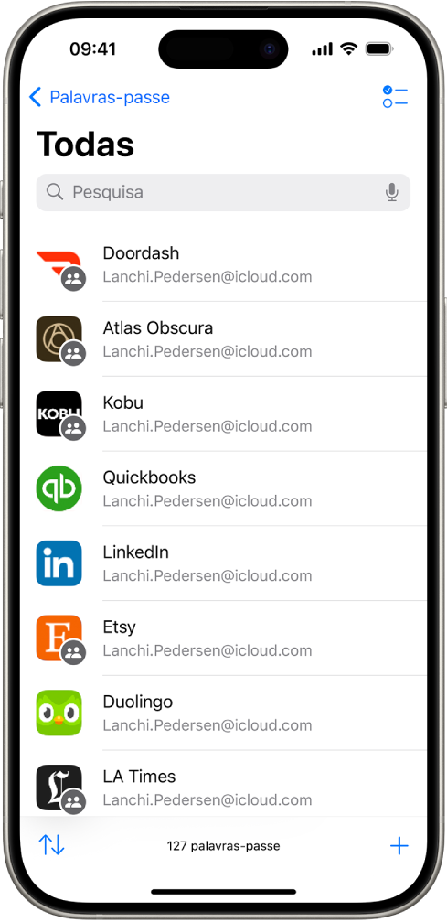 Uma lista de todas as contas com palavras.passe que estão armazenadas na aplicação Palavras-passe.