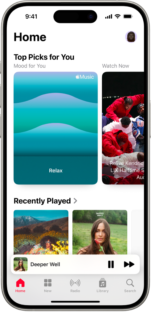 Екран Home у апликацији Music на чијем врху се виде Top Picks. Можете да превучете налево или надесно да бисте приказали више музике одабране само за вас. Испод тога се види Recently Played.