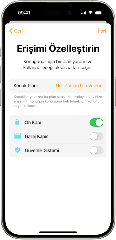Ev uygulamasındaki Erişimi Özelleştirin ekranı; Konuk Planı ile Ön Kapı, Garaj Kapısı ve Güvenlik Sistemi erişimini gösteriyor.
