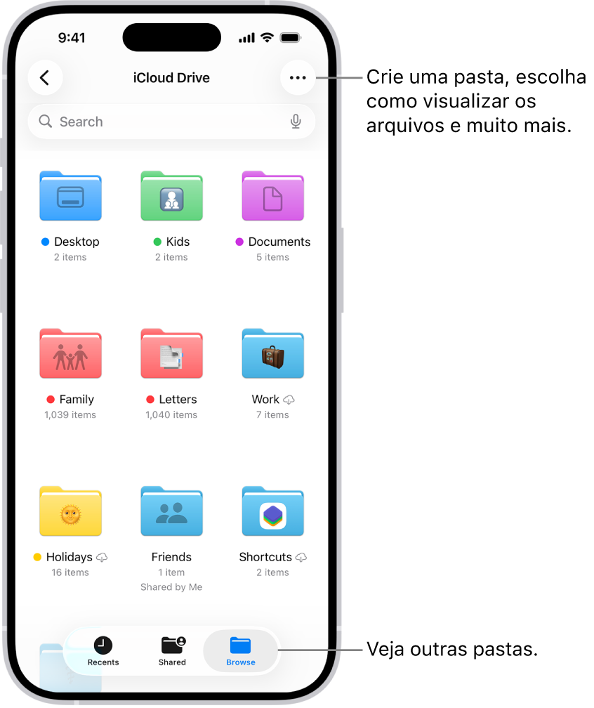 O app Arquivos mostrando os arquivos e pastas no iCloud Drive. O menu Mais tem opções para selecionar itens, criar uma nova pasta, escanear documentos e conectar ao servidor. Abaixo disso estão as opções para visualizar itens na tela como Ícones ou Lista. Na parte inferior encontram-se as opções de ordenação Nome, Tipo, Data, Tamanho e Etiquetas, seguidas por Ver Opções.