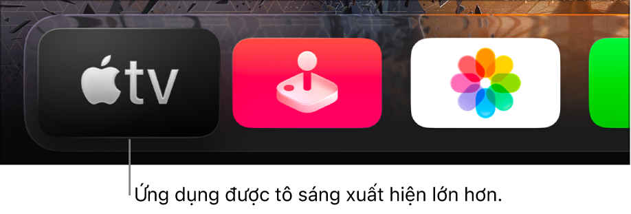 Ứng dụng Apple TV được tô sáng ở hàng trên cùng của Màn hình chính Apple TV.
