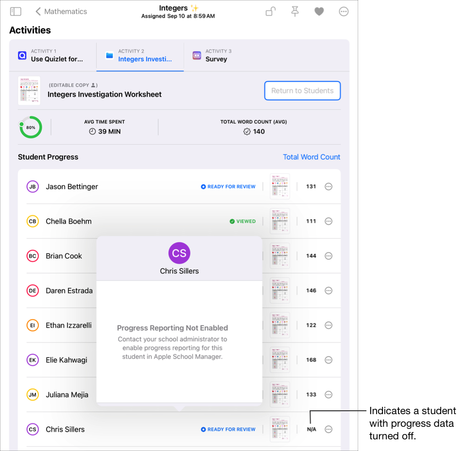 作业详细信息视图示例,其中显示了所选任务的详细进度数据,包括在学生行中显示“不适用”来指出学生已被关闭进度数据,并在学生进度数据弹出式面板中指明为该学生关闭了进度数据。