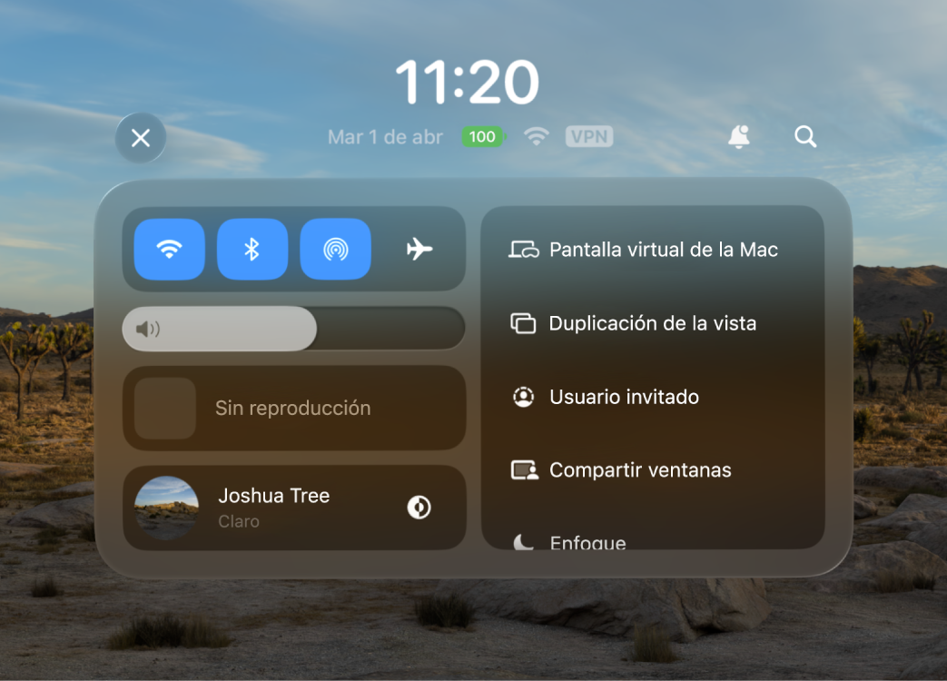 El centro de control está abierto, y arriba de este se muestra el nivel de la batería.