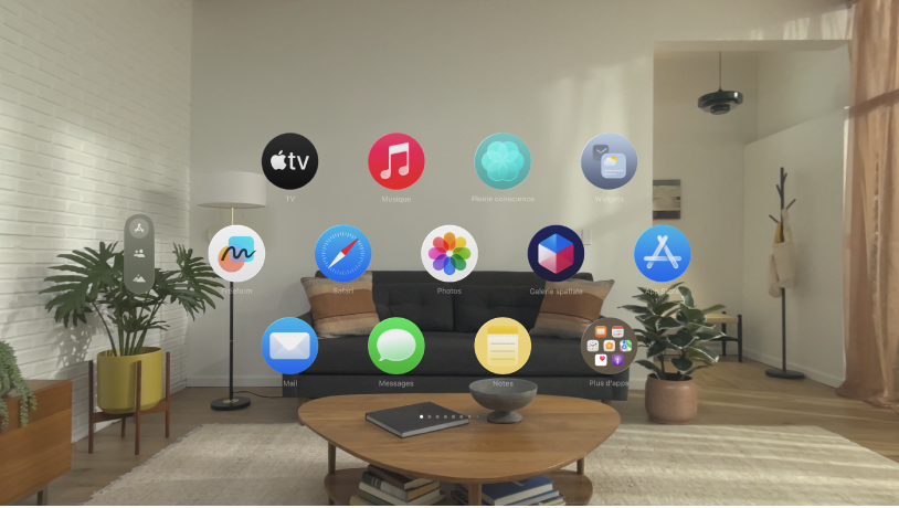 Vue Apps sur l’Apple Vision Pro, affichant la première page d’apps.