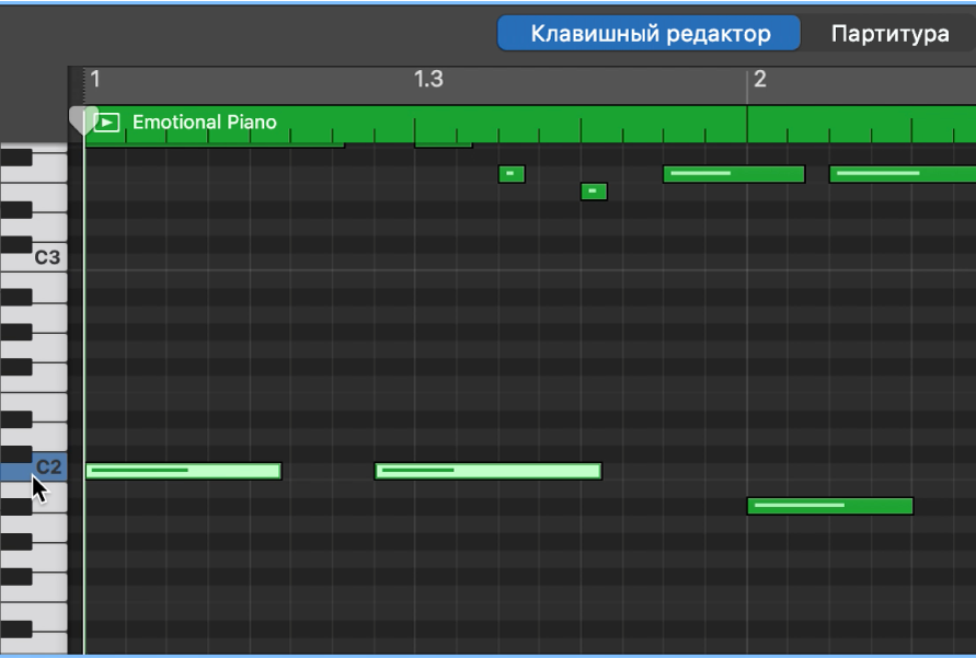 Выбор нот с одинаковой высотой тона нажатием клавиш на клавиатуре у левого края клавишного редактора.