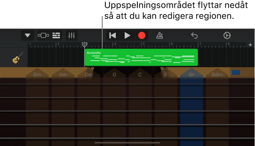 Spelområdet flyttas nedåt och regionen visas