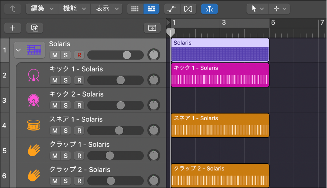 Drum Machine DesignerのTrack Stackが分割され、サブトラックにパターンリージョンが表示されています。