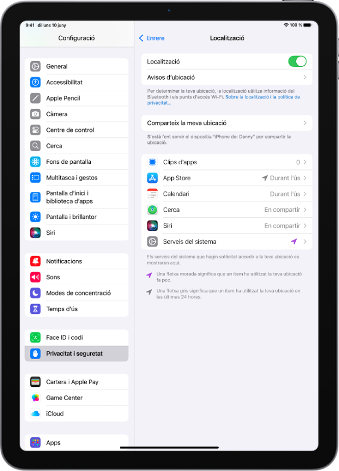 La pantalla “Localització” amb la configuració per compartir la ubicació del teu iPad amb apps.