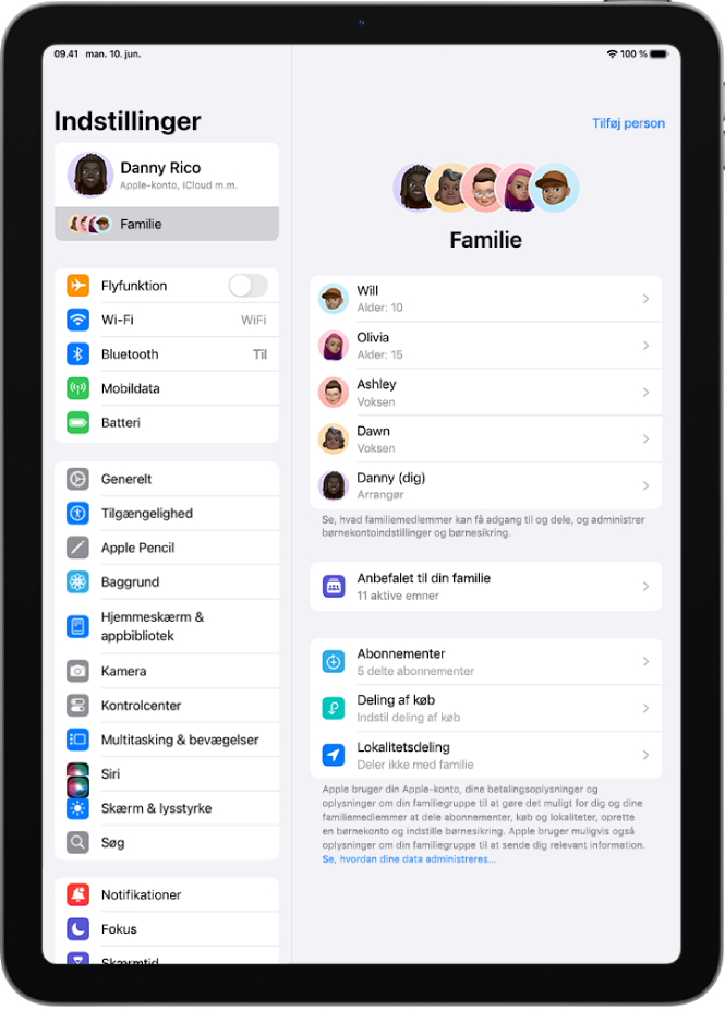 Skærmen Familie i Indstillinger. Op til fem familiemedlemmer er angivet over de funktioner, der deles.