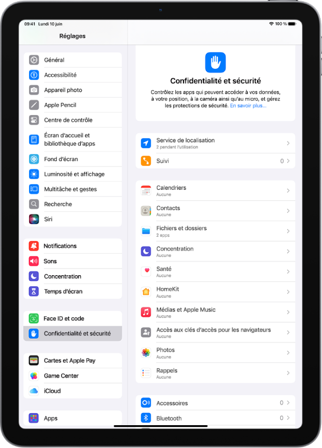 Réglages « Service de localisation » dans les réglages « Confidentialité et sécurité », avec des options permettant de partager l’emplacement de votre iPad, y compris des réglages personnalisés pour les apps individuelles.