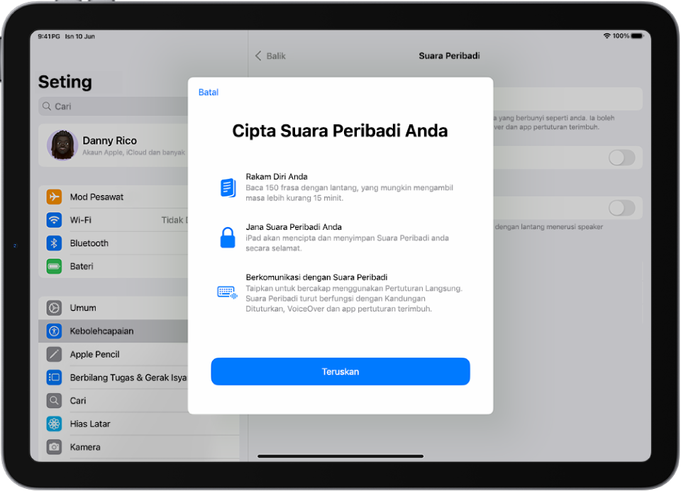 iPad dengan maklumat tentang cara mencipta Suara Peribadi.
