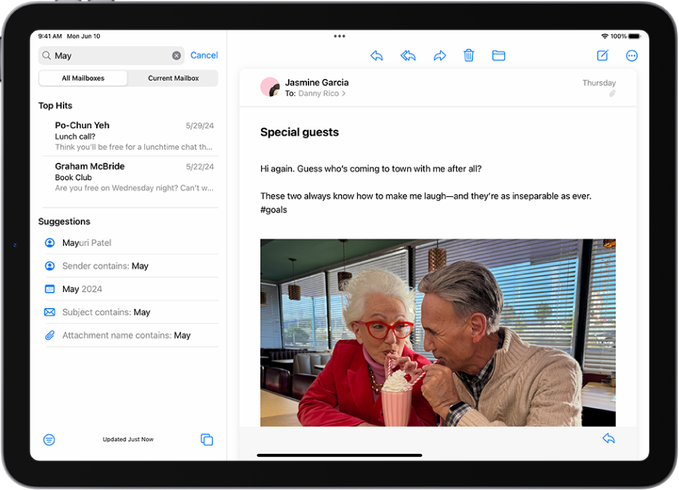 Mail ଆପ୍‌ରେ ଏକ ମେସେଜ୍ ଖୋଲା ଅଛି ଏବଂ ସ୍କ୍ରୀନ୍‌ ସାଇଡ୍‌ବାର୍‌ରେ ସର୍ଚ୍ଚ୍‌ ଶବ୍ଦଗୁଡ଼ିକ ଟାଇପ୍ କରାଯାଉଛି।