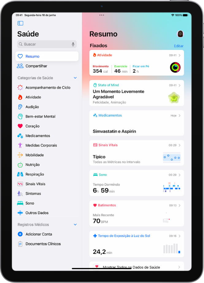 Tela Resumo no app Saúde. Informações sobre atividades, estado emocional, sinais vitais, sono, batimentos e tempo de exposição à luz do sol aparecem abaixo de Fixados.