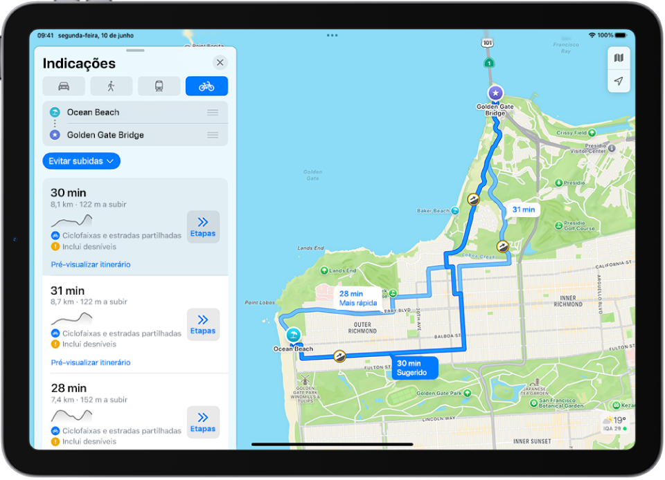 Um mapa mostra vários itinerários de bicicleta, cada um deles com o botão “Passos”.