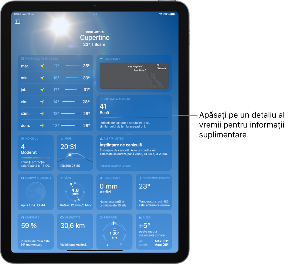 Ecranul aplicației Vremea afișând localizarea în partea de sus și, sub aceasta, temperatura și condițiile meteo curente. Restul ecranului conține detalii meteo precum prognoza pe zece zile, o hartă a precipitațiilor, poziția lunii, direcția și viteza vântului, indicele UV, ora la care apune soarele, temperatura resimțintă și perspectiva precipitațiilor.