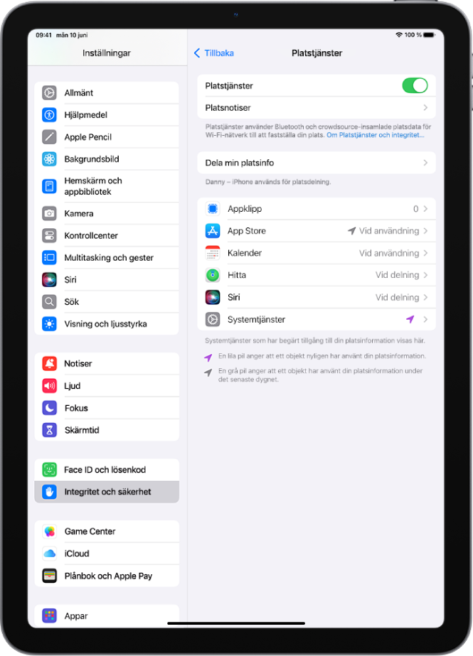 Skärmen för Platstjänster med inställningar för att dela platsen för din iPad med appar.