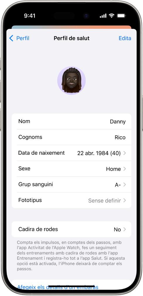 La pantalla de detalls del perfil de salut, que inclou camps per al nom, la data de naixement, el grup sanguini i altra informació.