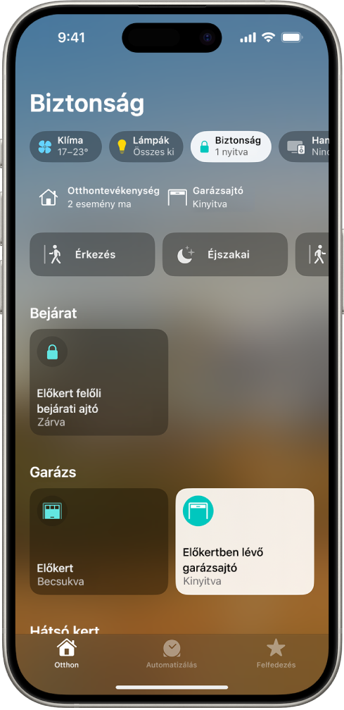 Az Otthon app képernyője, amelyen egy bejárati ajtó és két garázsajtó látható.