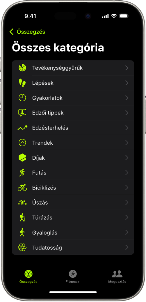 A Fitnesz képernyőjén fitneszkategóriák listája látható.