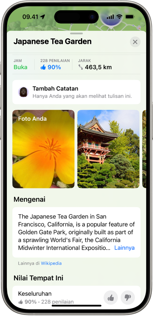 Kartu tempat dengan nilai keseluruhan untuk lokasi, foto, dan tombol untuk menilai lokasi.