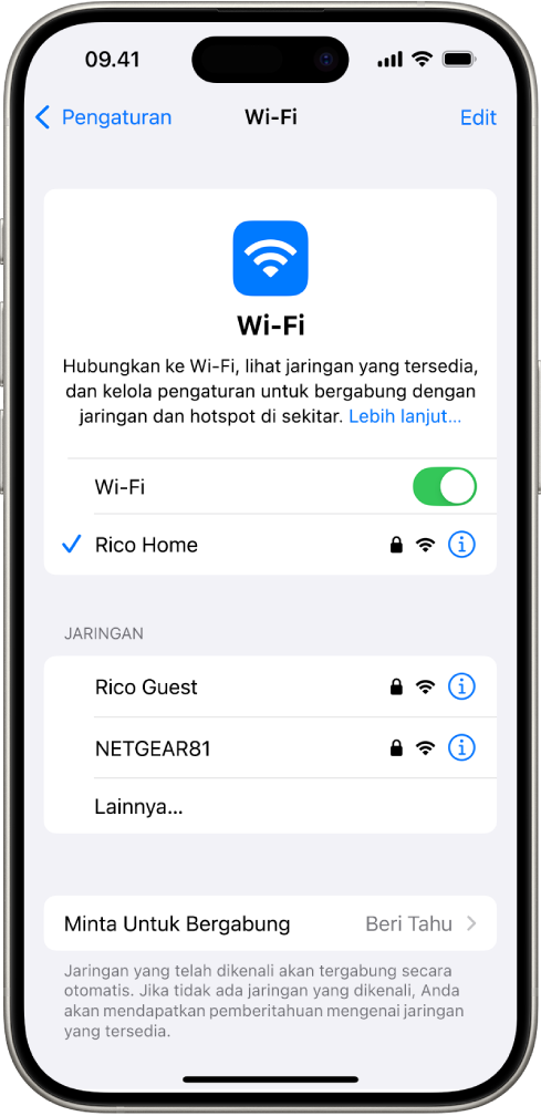 Layar pilihan Wi-Fi di Pengaturan. Wi-Fi dinyalakan, dan jaringan dipilih.