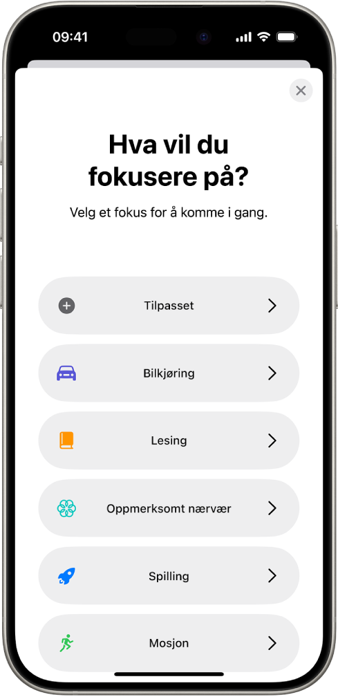 En konfigureringsskjerm for Fokus for ytterligere Fokus-valg, inkludert Tilpasset, Bilkjøring, Trening, Spilling, Oppmerksomt nærvær og Lesing.
