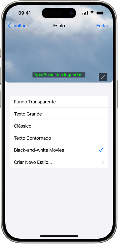 Um iPhone mostrando um exemplo de legendas com um estilo personalizado.