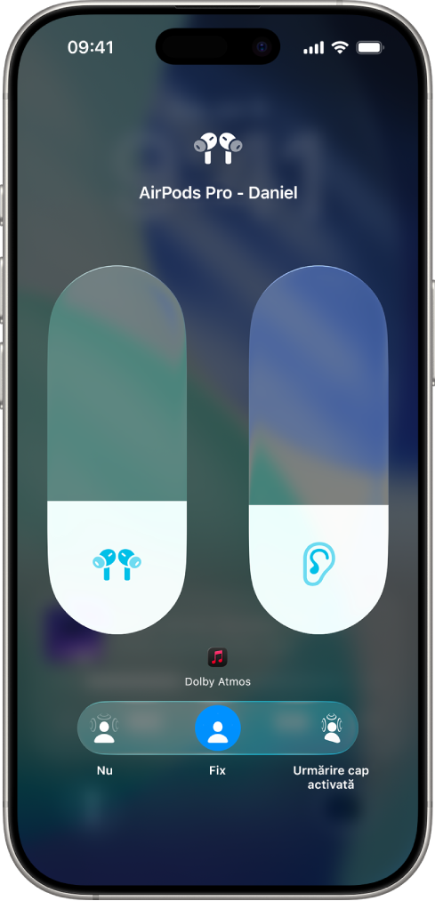 Ecranul pentru volum din centrul de control afișând nivelul de volum pentru AirPods Pro. Sub indicatorul de volum, sunt afișate opțiunile „Audio spațial”. Opțiunile sunt Dezactivat, Fix și Urmărire cap activată.