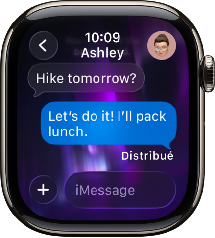Apple Watch montrant une conversation dans l’app Messages.