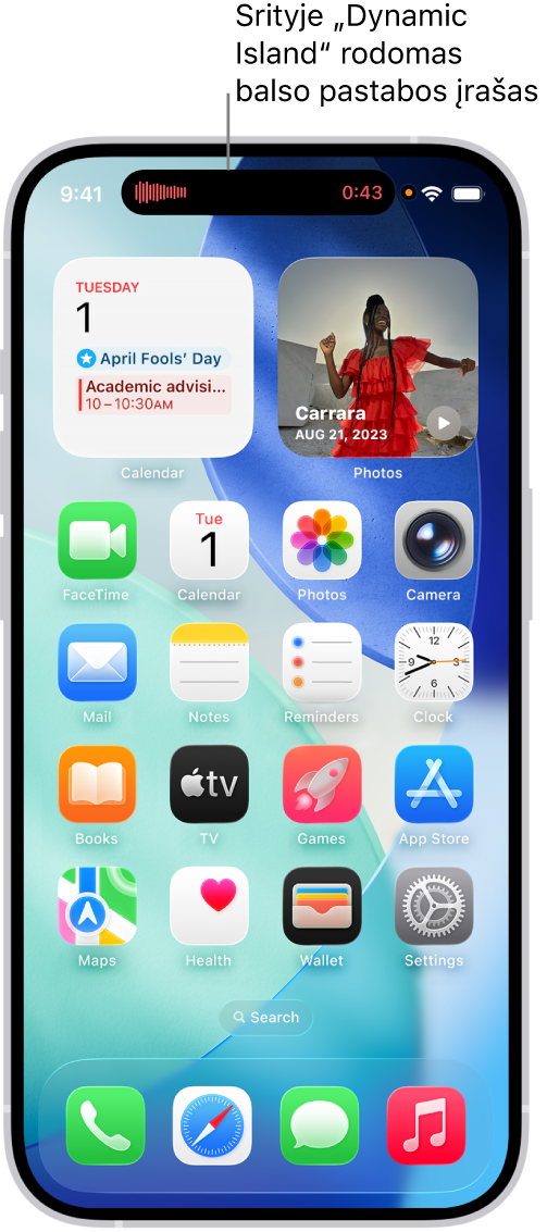 „iPhone 14 Pro“ pradžios ekranas, jo viršuje esančioje skiltyje „Dynamic Island“ rodomas tiesioginis „Balso pastaba“ įrašas.