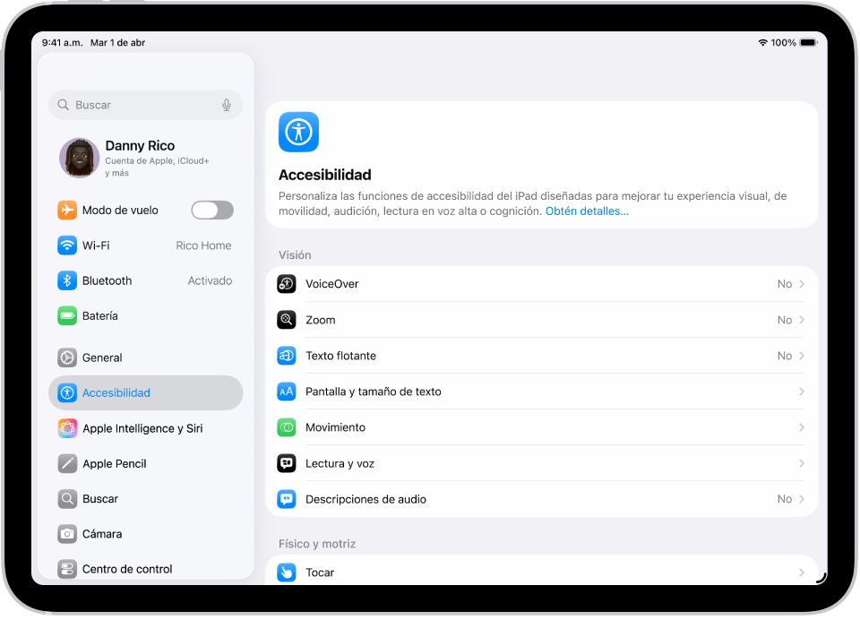 La pantalla Configuración que muestra opciones de accesibilidad, como VoiceOver, Descripciones de audio y Control por botón.