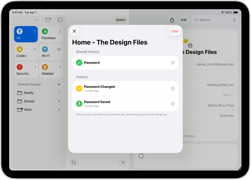 Konta paroļu vēsture mainās. Parole tika sākotnēji saglabāta pirms mēneša, kā arī tad mainīta.