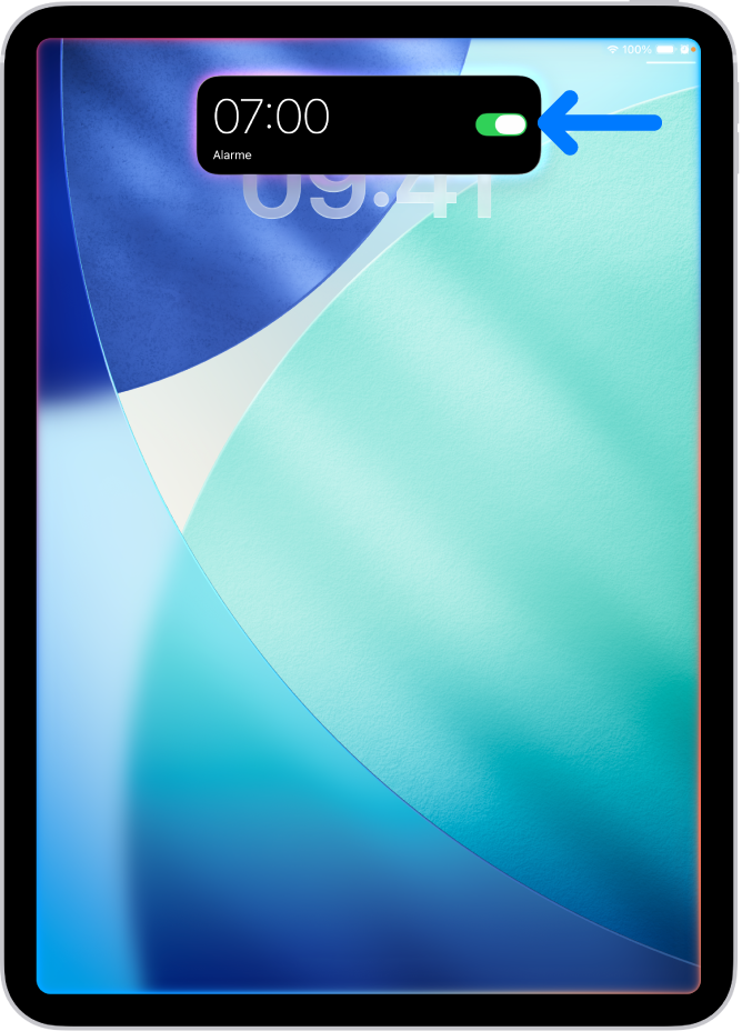 iPad mostrando uma resposta da Siri na parte superior da tela, em forma de um alarme sendo ativado.